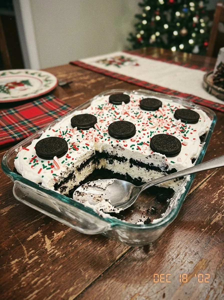 No-Bake Christmas Oreo Lasagna dessert with layers of Oreo cookies and cream